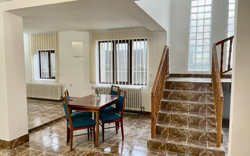 Casa Chirie Zona Parc Regina Maria