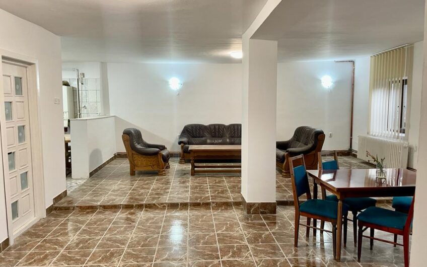 Casa Chirie Zona Parc Regina Maria