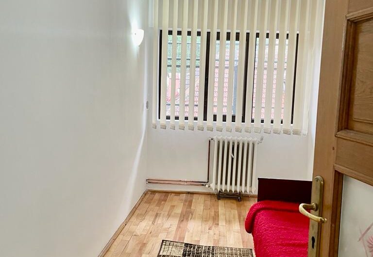 Casa Chirie Zona Parc Regina Maria