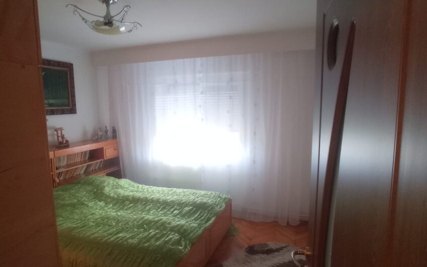 Macului 3 camere Decomandat