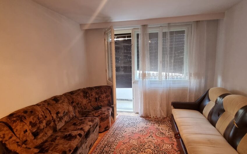 Macului 3 camere Decomandat