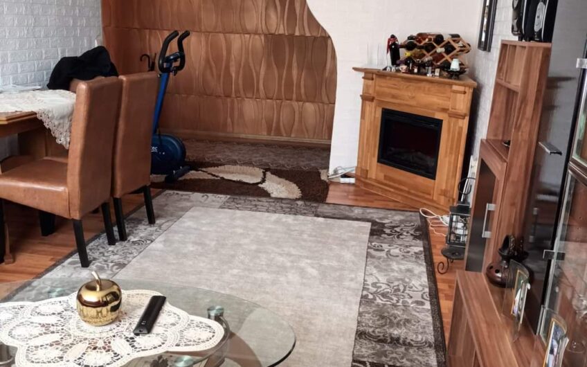 Granicerilor 4 camere Decomandat Etaj 1