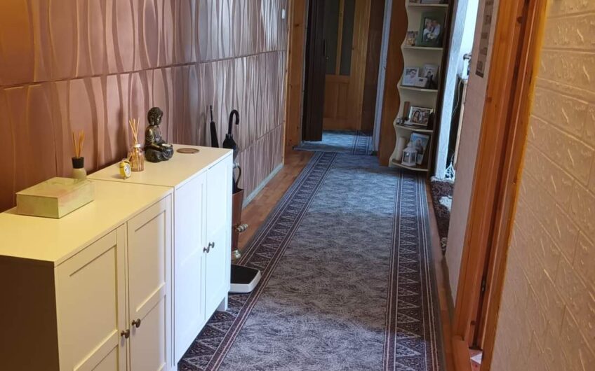 Granicerilor 4 camere Decomandat Etaj 1