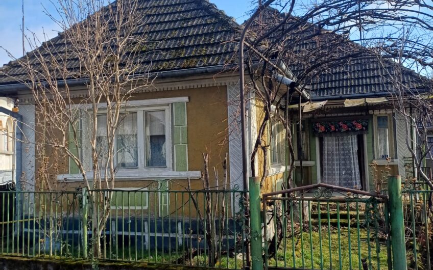 Casa la 12 Km de Baia Mare