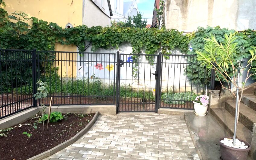 Apartament 3 camere in Vila