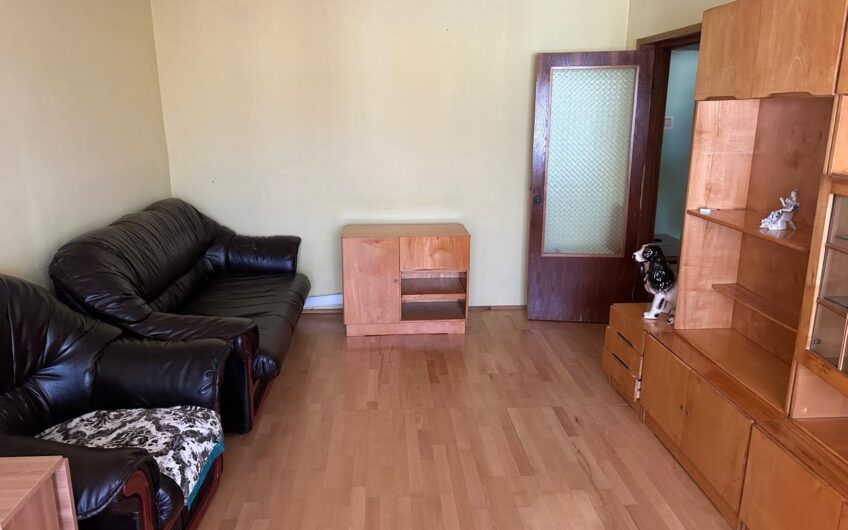 Oituz 4 camere Decomandat