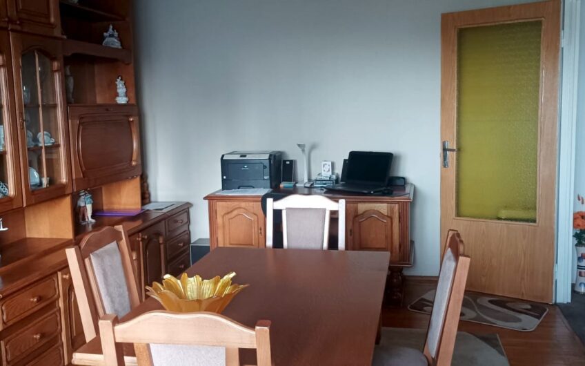 Cosbuc Colt cu Republicii 4 camere