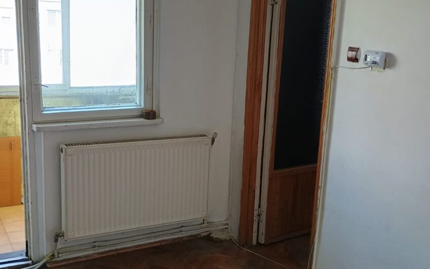 Apartament 3 camere Cuza Voda