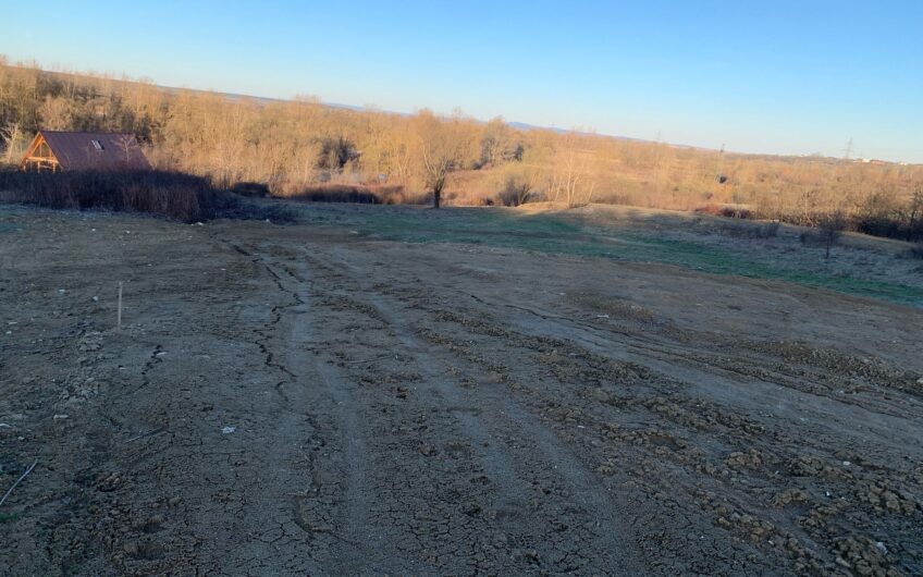 Teren Satu Nou de Jos