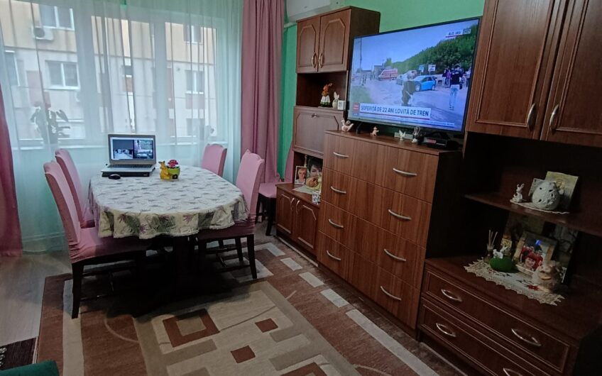 Rapsodiei 2 camere etaj 2