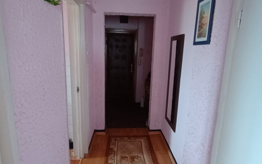 Decebal Zona Semiluna 2 Camere Decomandat