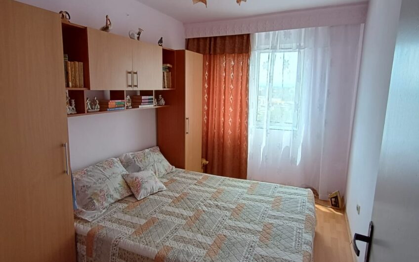 Decebal Zona Semiluna 2 Camere Decomandat