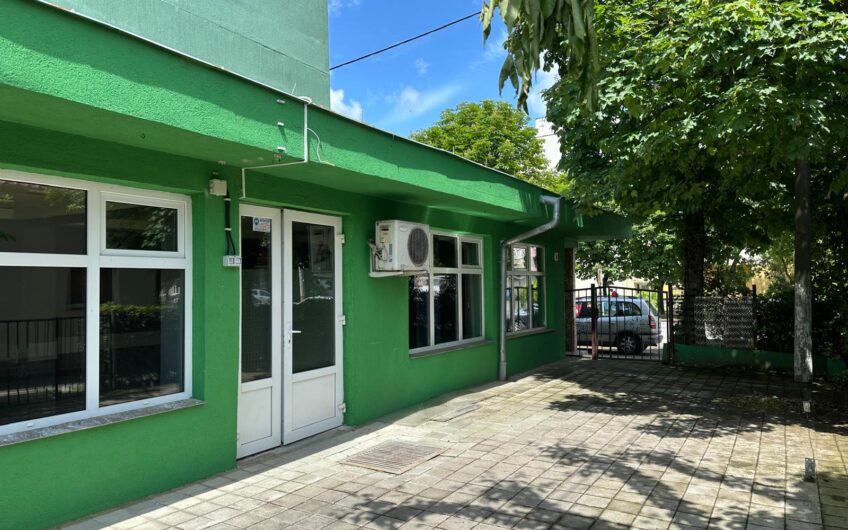 Chirie Spațiu Comercial de 40 mp utili situat în zona Meda