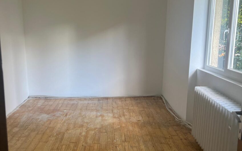 Apartament cu 3 camere, 60 mp utili, Independenței