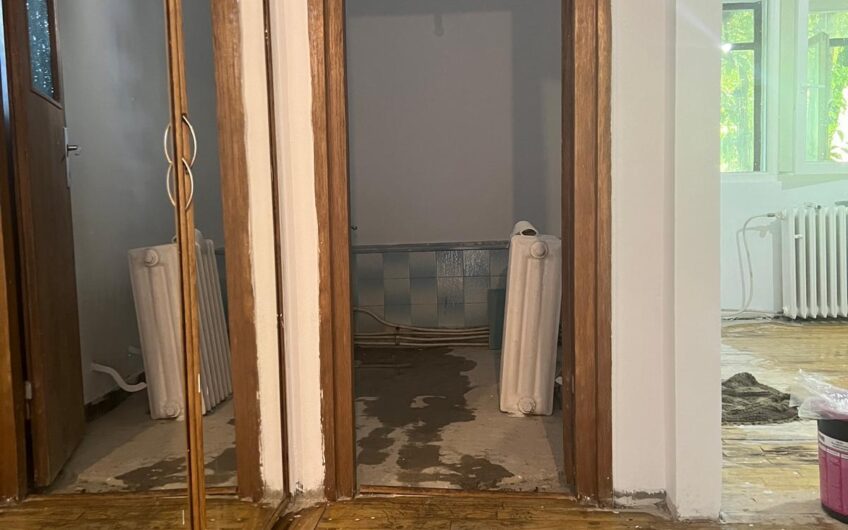 Apartament cu 3 camere, 60 mp utili, Independenței