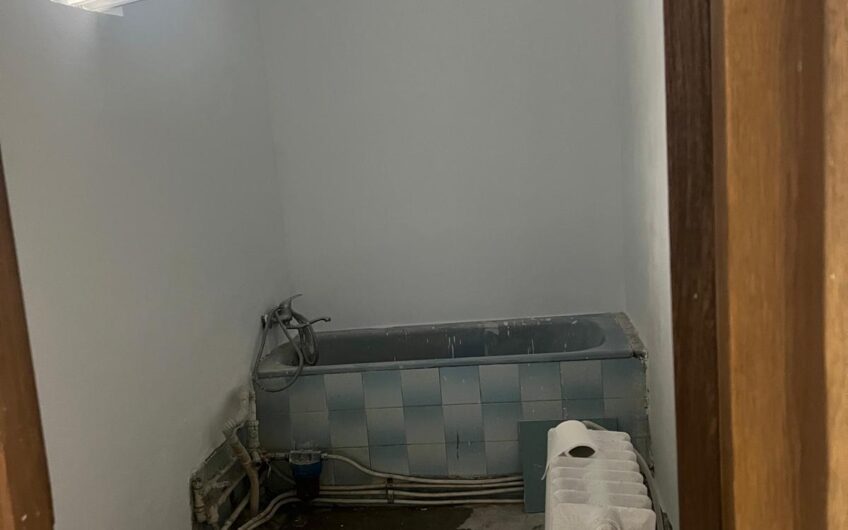 Apartament cu 3 camere, 60 mp utili, Independenței