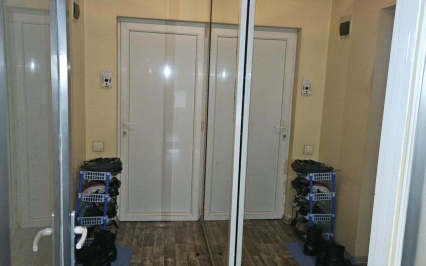 Sat Sasar 2 camere Decomandat
