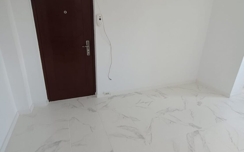 Apartament 3 camere decomandat – Hortensiei