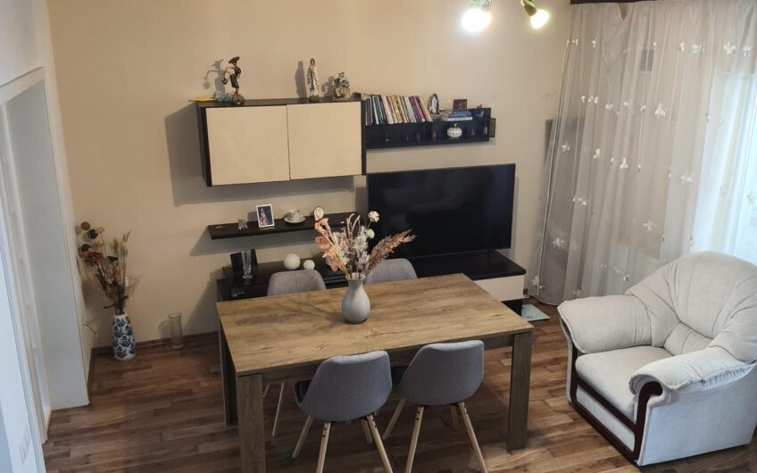 Casă tip duplex de vânzare – Tăuții-Măgherăuș
