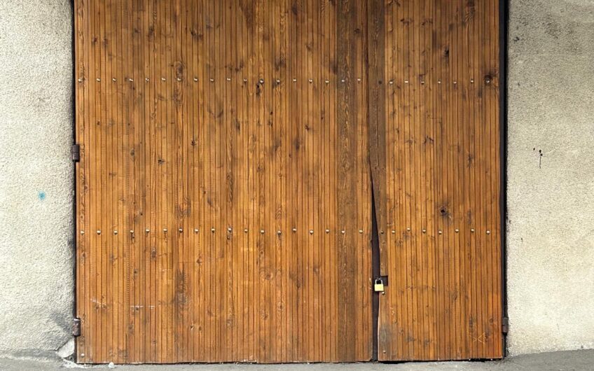 Chirie garaj Sub Bloc Al. Romana