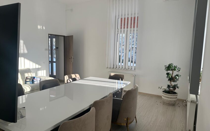 Casă de închiriat – Baia Mare, str. Victoriei