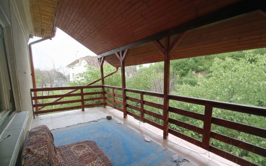 Casă tip duplex (jumătate de duplex) – Baia Mare
