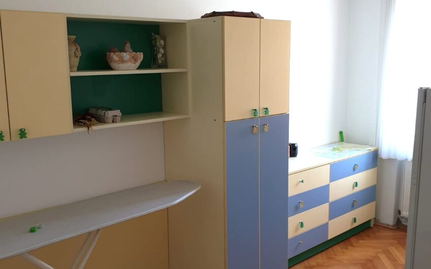 Apartament 3 camere, etaj 3 – Caragiale