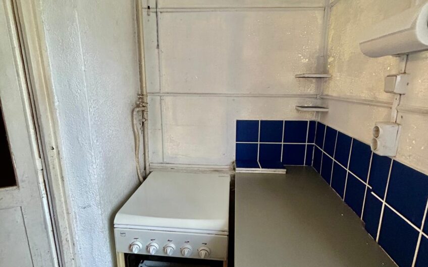 Garsonieră –Strada Iza, etaj 1 – 30.000 €