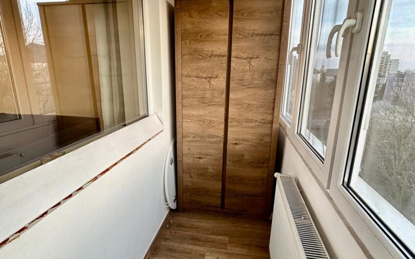 Apartament 3 camere decomandat  Aleea Aurora