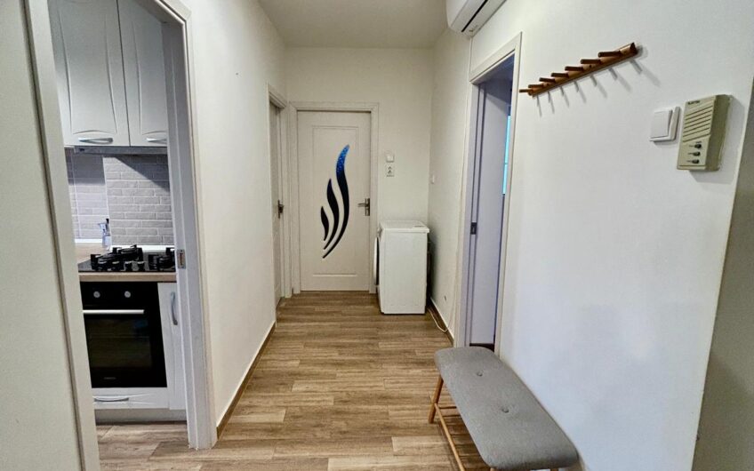 Apartament 3 camere decomandat  Aleea Aurora