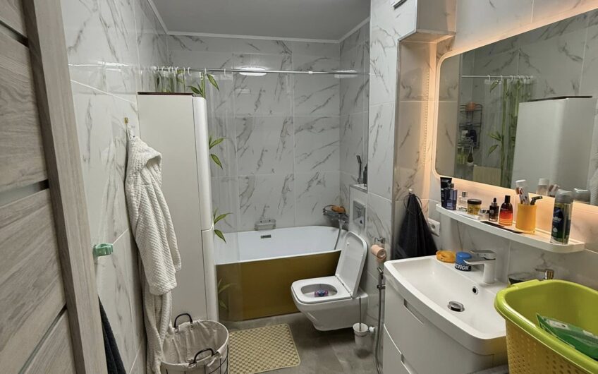 Apartament 3 camere, 2 băi Anton Pann