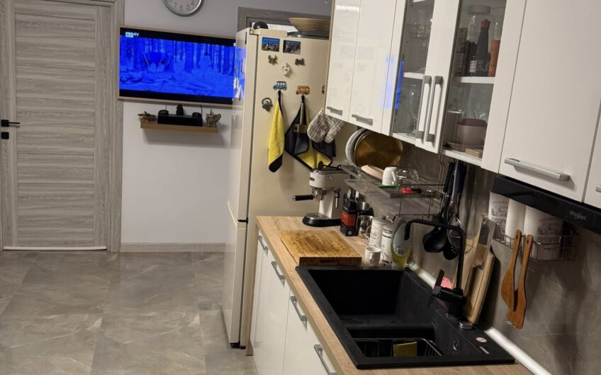 Apartament 3 camere, 2 băi Anton Pann