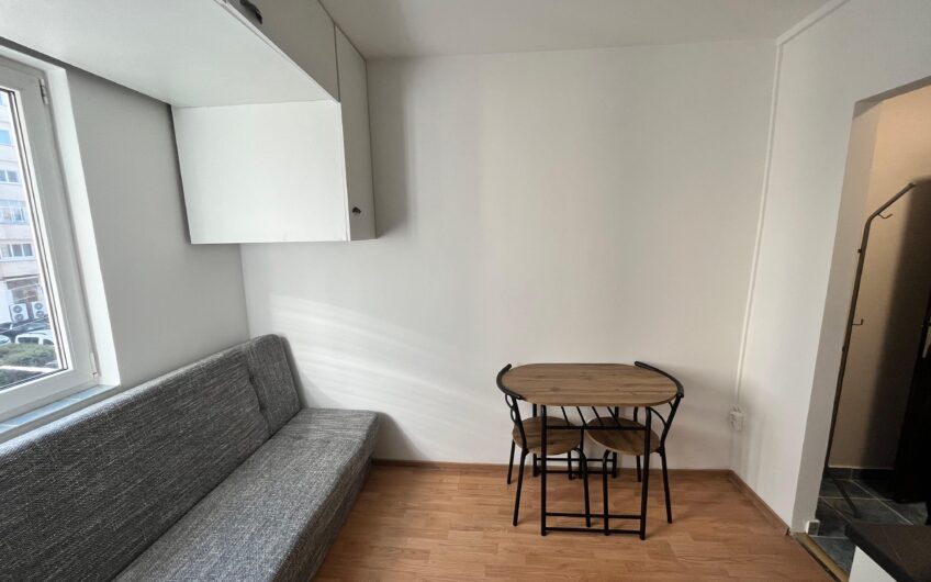 Garsonieră de închiriat, etaj 2 – Unirii, Ultracentral