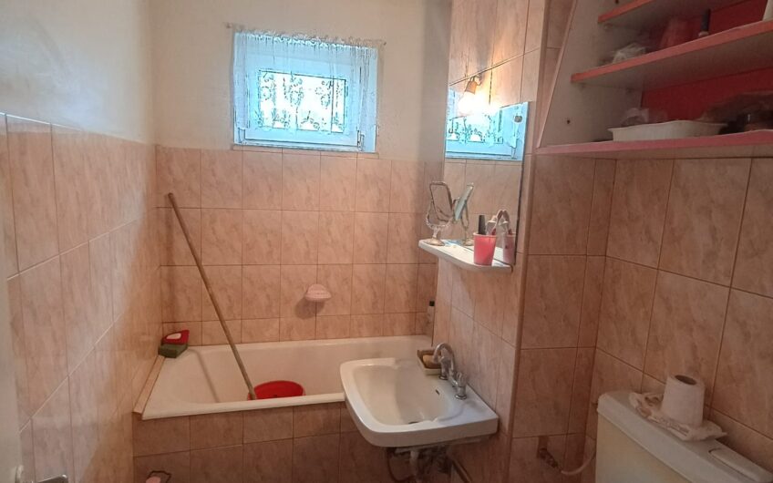 Apartament 4 camere, zona Decebal
