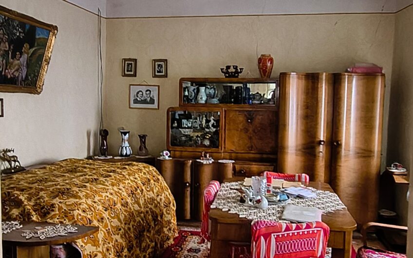 Casă de vânzare – Zona Centru Vechi – 133.000 € (negociabil)